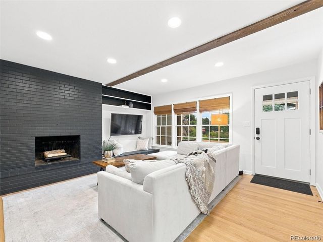 995 Zinnia Street, Golden, CO 80401