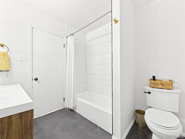 995 Zinnia Street, Golden, CO 80401
