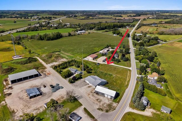 212 APPLE BLOSSOM LANE, Manitowoc, WI 54220