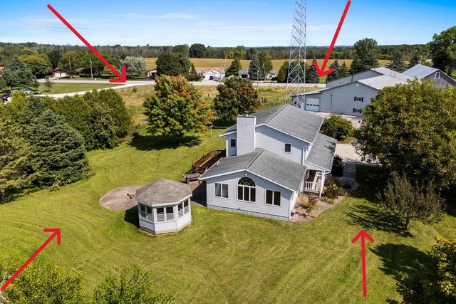 212 APPLE BLOSSOM LANE, Manitowoc, WI 54220