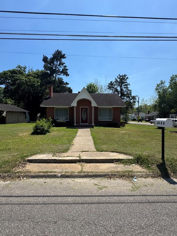 1000 E Lafayette, Dothan, AL 36301