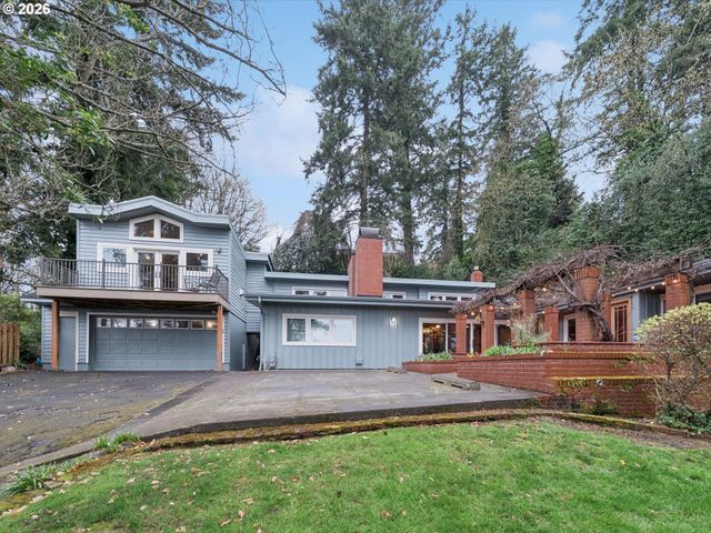 8401 Sw CANYON Ln, Portland, OR 97225
