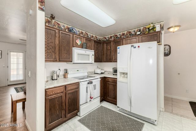 30 E 14TH Avenue, Apache Junction, AZ 85119