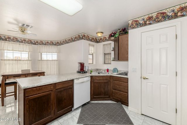 30 E 14TH Avenue, Apache Junction, AZ 85119