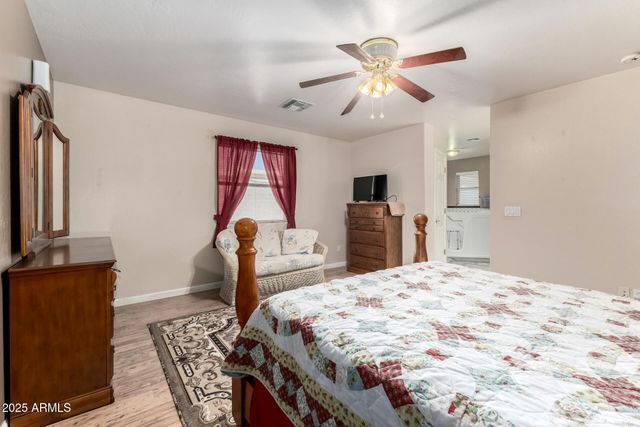 30 E 14TH Avenue, Apache Junction, AZ 85119