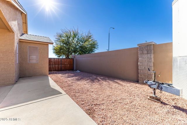 30 E 14TH Avenue, Apache Junction, AZ 85119