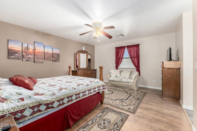 30 E 14TH Avenue, Apache Junction, AZ 85119