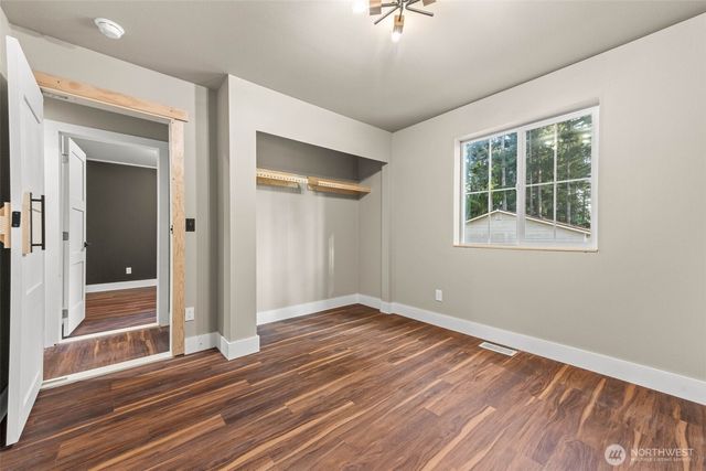 19716 20th Street SW, Lakebay, WA 98349