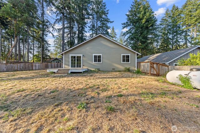 19716 20th Street SW, Lakebay, WA 98349