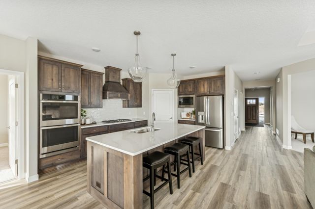 19993 Hunters Ridge, Corcoran, MN 55374