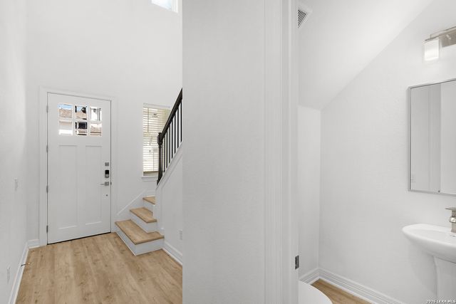 3523 N Loop 1604 E Unit 201, San Antonio, TX 78247