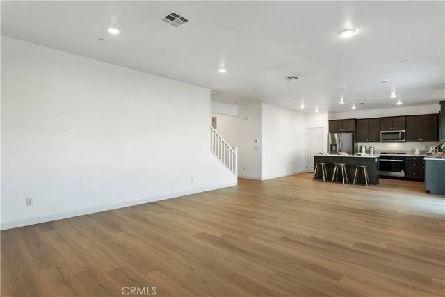 28390 Cats Claw Drive, Winchester, CA 92596