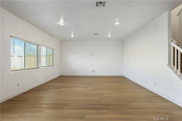 28390 Cats Claw Drive, Winchester, CA 92596