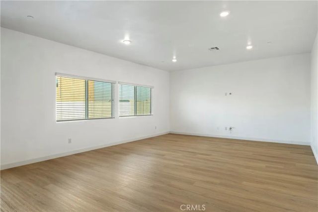 28390 Cats Claw Drive, Winchester, CA 92596