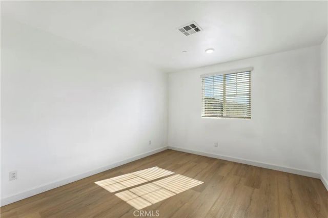 28390 Cats Claw Drive, Winchester, CA 92596