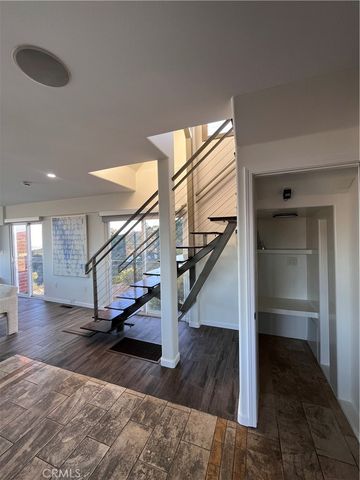 6960 Pacific View Drive, Los Angeles, CA 90068