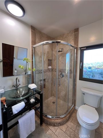 6960 Pacific View Drive, Los Angeles, CA 90068