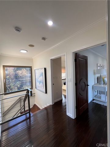 6960 Pacific View Drive, Los Angeles, CA 90068