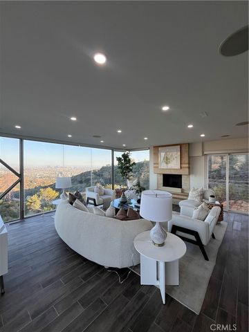 6960 Pacific View Drive, Los Angeles, CA 90068