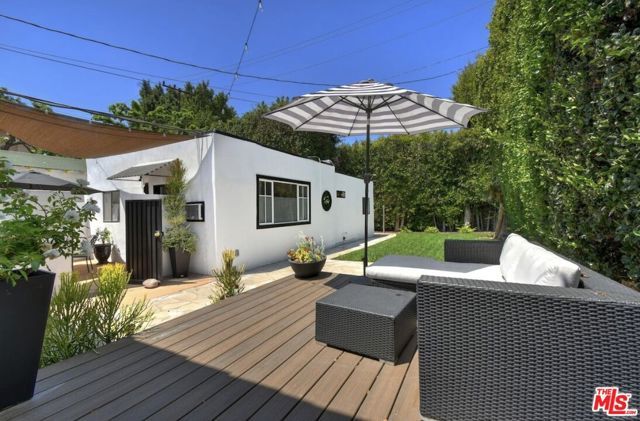 653 N West Knoll Drive, West Hollywood, CA 90069