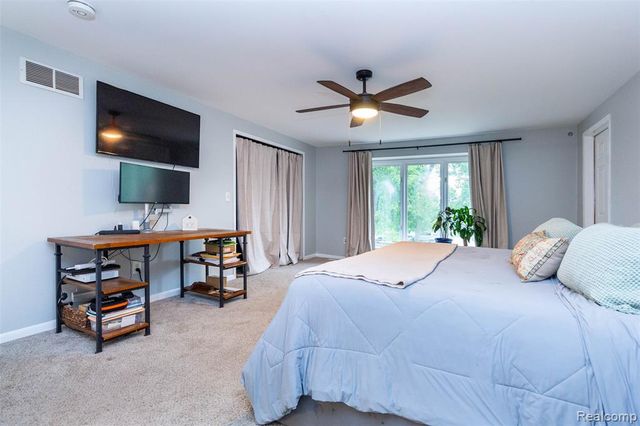 2509 Munster Road, Rochester Hills, MI 48309