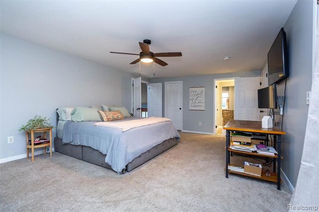 2509 Munster Road, Rochester Hills, MI 48309