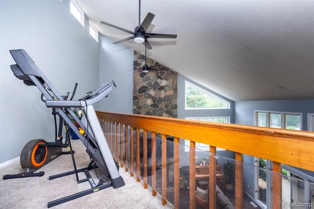 2509 Munster Road, Rochester Hills, MI 48309