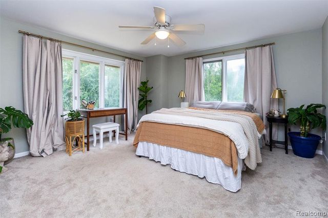 2509 Munster Road, Rochester Hills, MI 48309