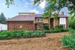 2509 Munster Road, Rochester Hills, MI 48309