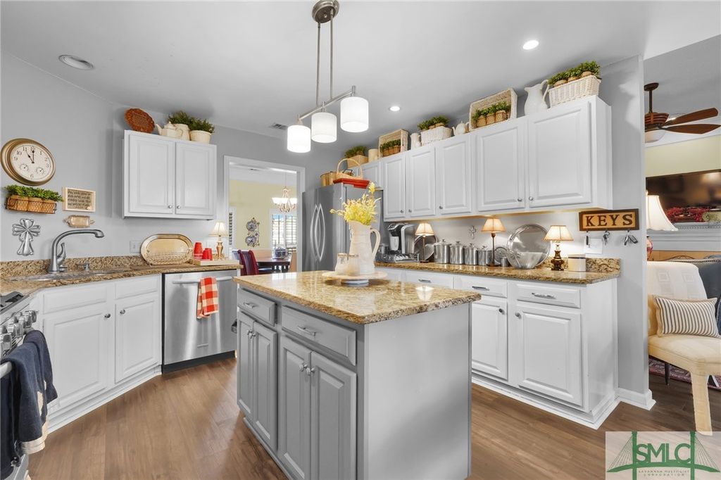 Image 13 of property listing at 131 Summer Winds Drive, Savannah, GA 31410