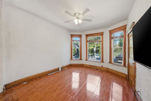 6411 S Bishop Street, Chicago, IL 60636