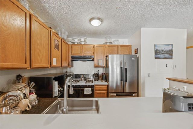 972 E 178th St B, Bronx, NY 10460