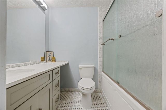 972 E 178th St B, Bronx, NY 10460