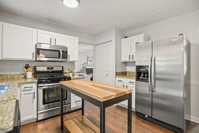330 Tillamook Drive, Wake Forest, NC 27587
