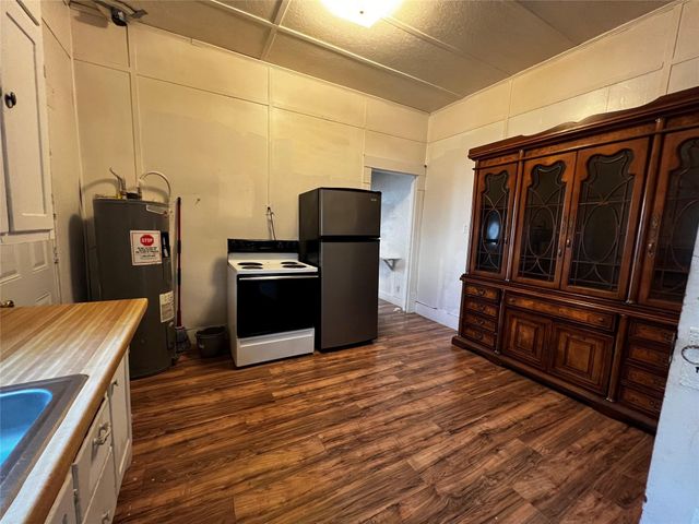 817 W Owing Street, Denison, TX 75020