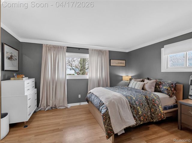 29168 Meadowlark Street, Livonia, MI 48154