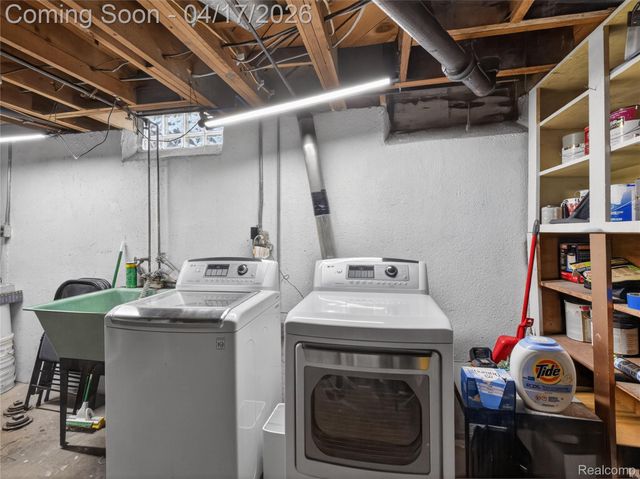 29168 Meadowlark Street, Livonia, MI 48154