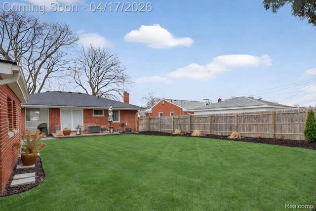 29168 Meadowlark Street, Livonia, MI 48154