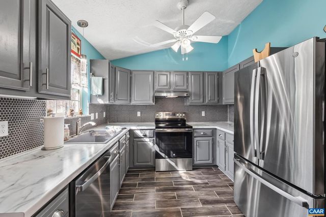 16 CHICKASAW PL, Palmyra, VA 22963