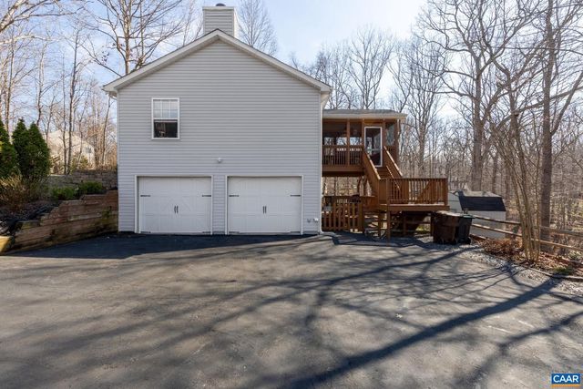 16 CHICKASAW PL, Palmyra, VA 22963