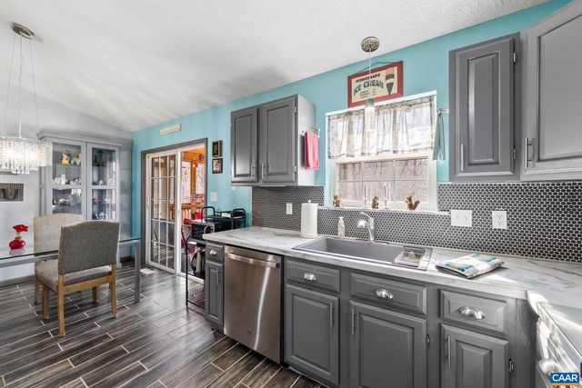 16 CHICKASAW PL, Palmyra, VA 22963