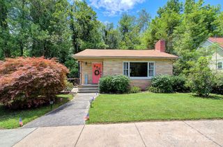 207 Buncombe Street, Hendersonville, NC 28739