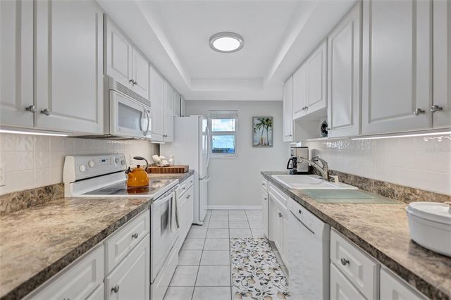 6140 MIDNIGHT PASS ROAD 603, Sarasota, FL 34242