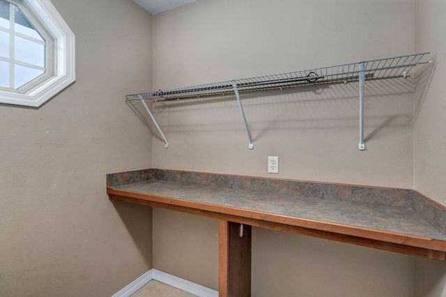 194 Meadowlark, Willard, MO 65781