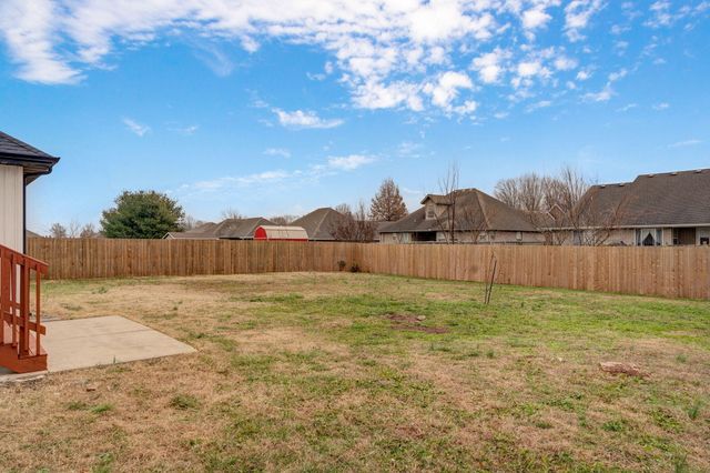 194 Meadowlark, Willard, MO 65781