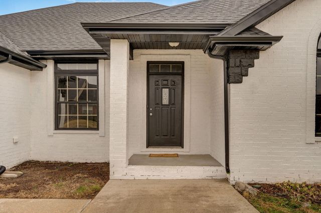 194 Meadowlark, Willard, MO 65781