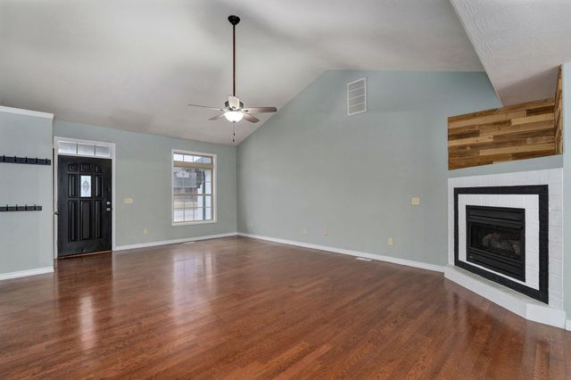 194 Meadowlark, Willard, MO 65781