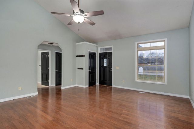 194 Meadowlark, Willard, MO 65781