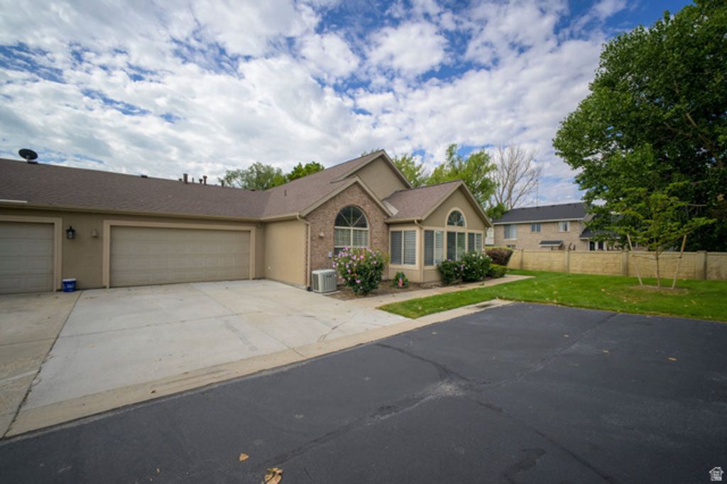 363 N 1030 E #M-4, Lehi, UT 84043 — photo 3