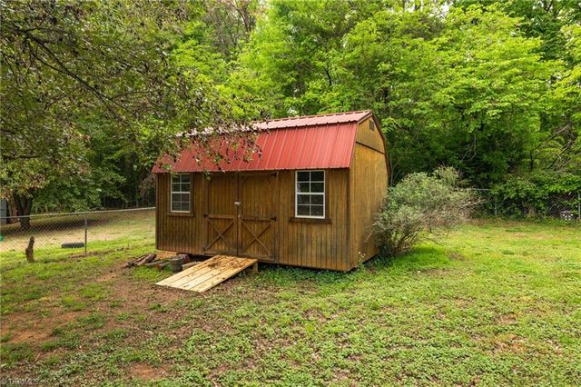 306 Cypress Drive, Reidsville, NC 27320
